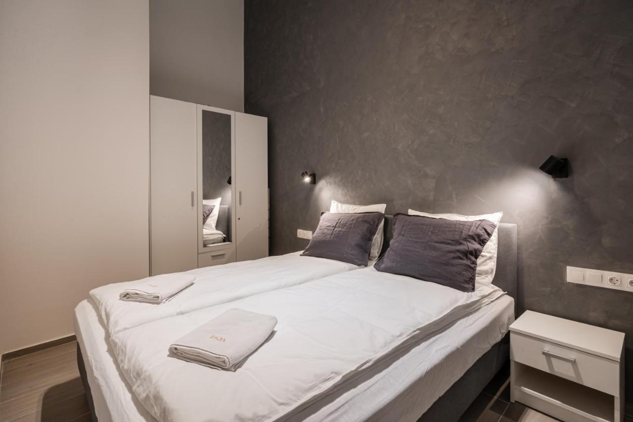 K10 - Kazinczy Street Heritage Suite - Best Location By Bqa 布达佩斯 外观 照片