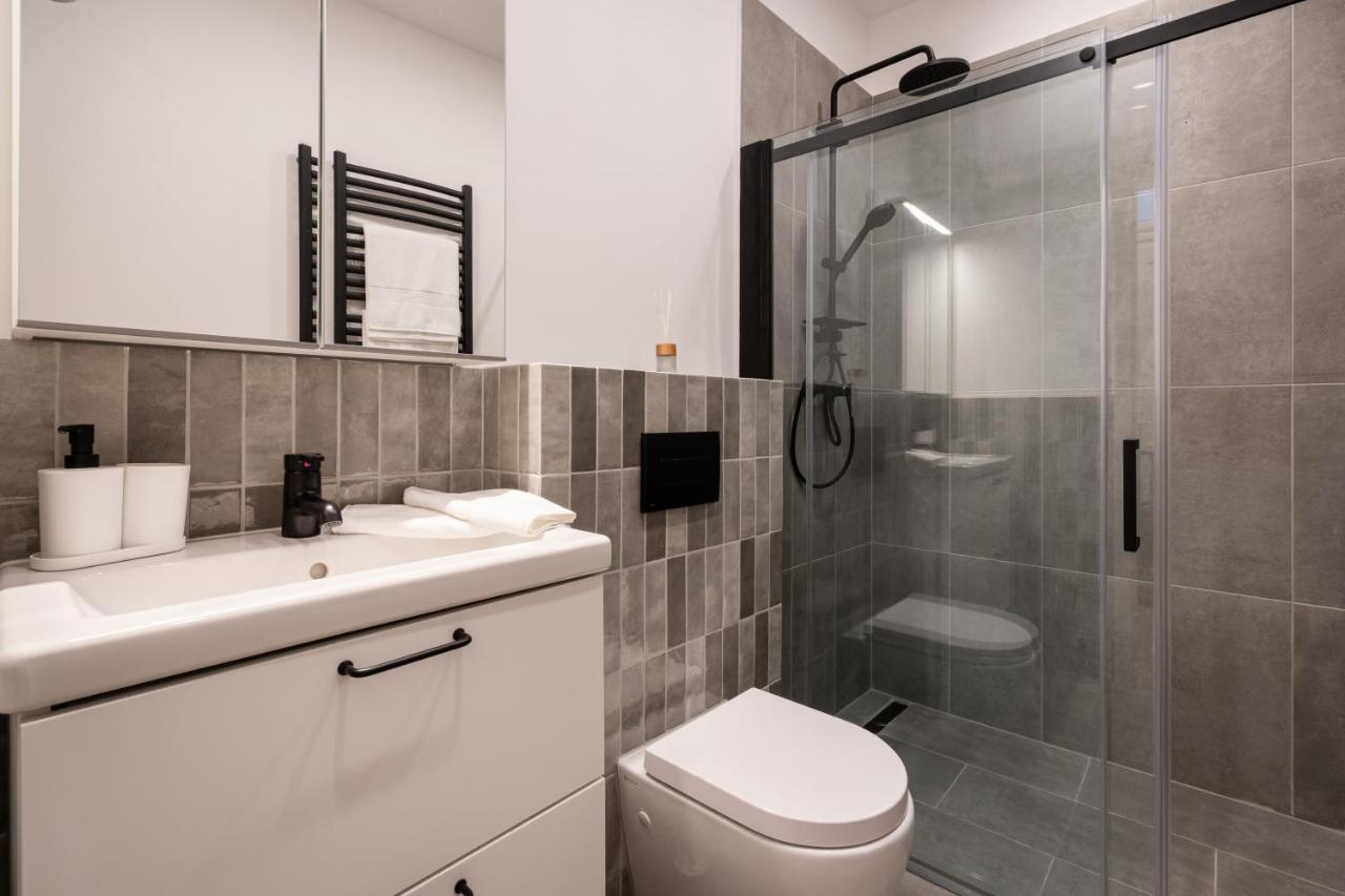 K10 - Kazinczy Street Heritage Suite - Best Location By Bqa 布达佩斯 外观 照片